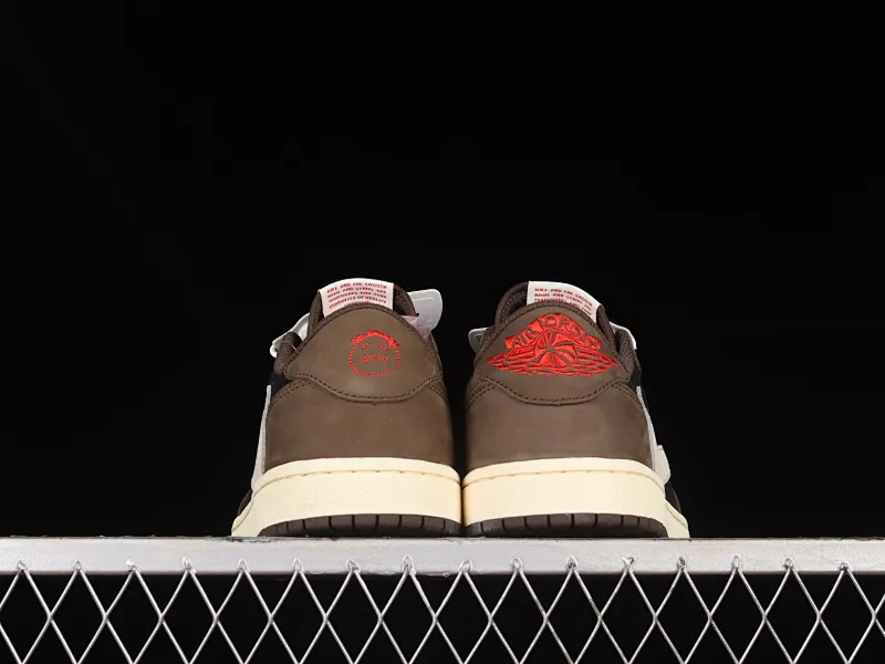 All categories Air Jordan Jordan series basketball shoes Air Jordan 1 Low LW version Travis Scott x Jordan 1 low AJ 1 OG barb reverse hook grimace low top CQ4277-001